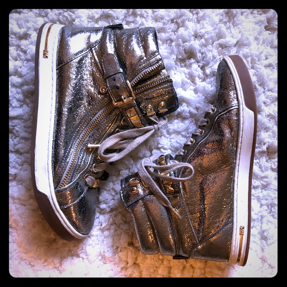 LAST DAYS SALE! Michael Kors Metallic Sneaker