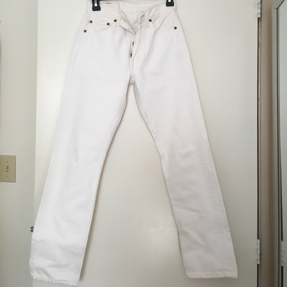 ❌ S O L D ❌ VINTAGE WHITE LEVI'S 501 High Waisted - Picture 2 of 8