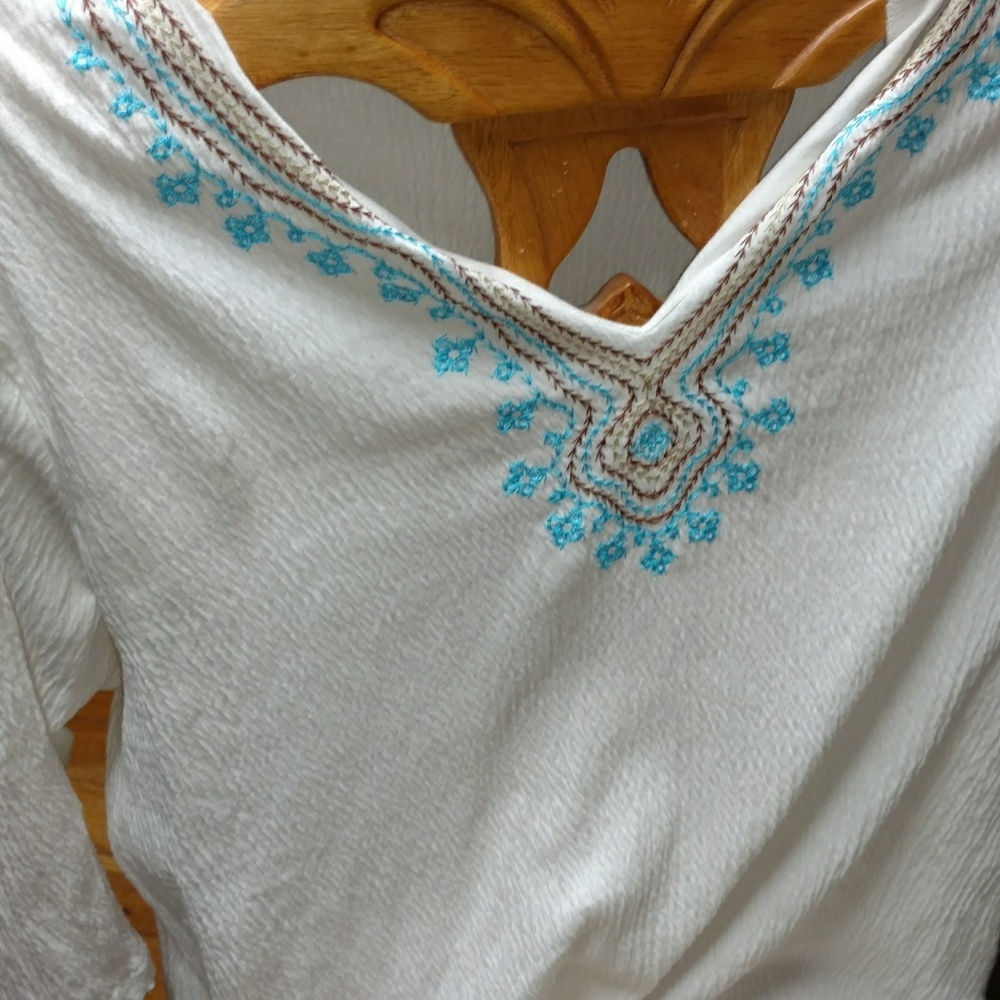 Women's plus size stretchy blouse