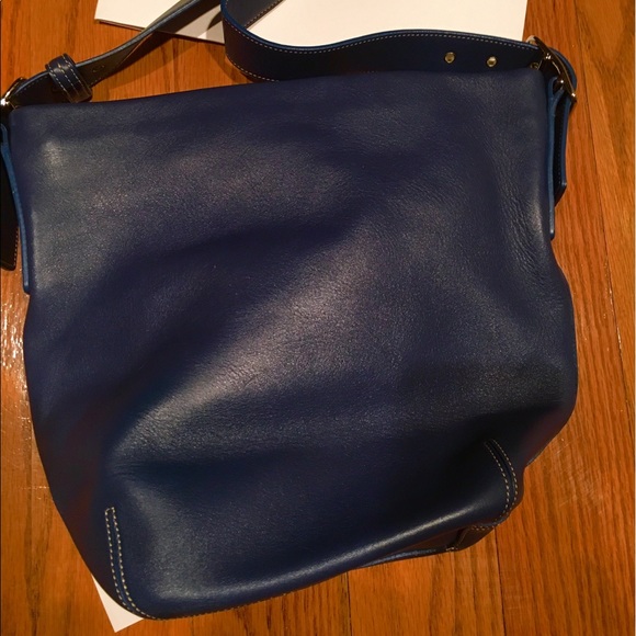 Coach Excellent Condition Blue Hobo /Top Zipper - Picture 3 of 4