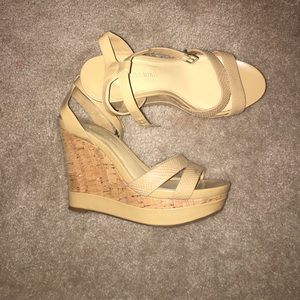 Nude wedges