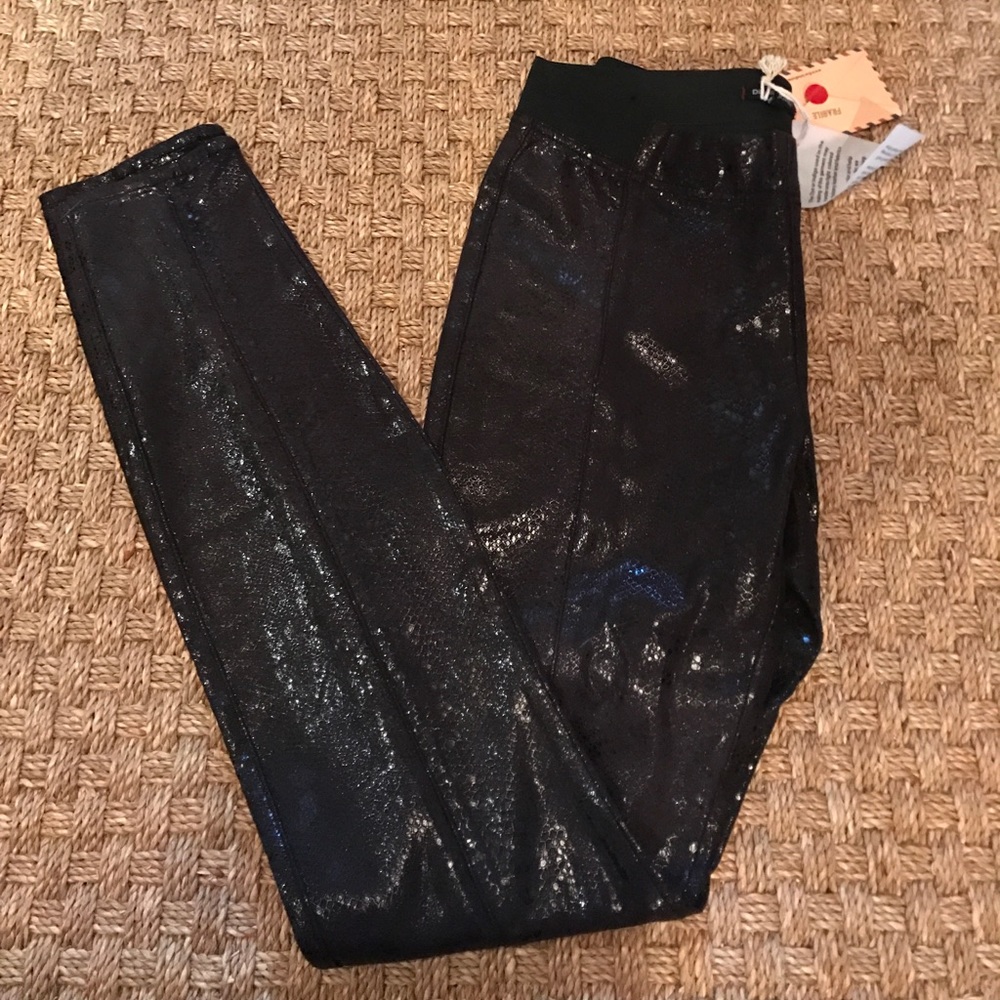 NWT Shiny Snakeskin Leggings