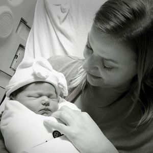 Meet your Posher, Hillary