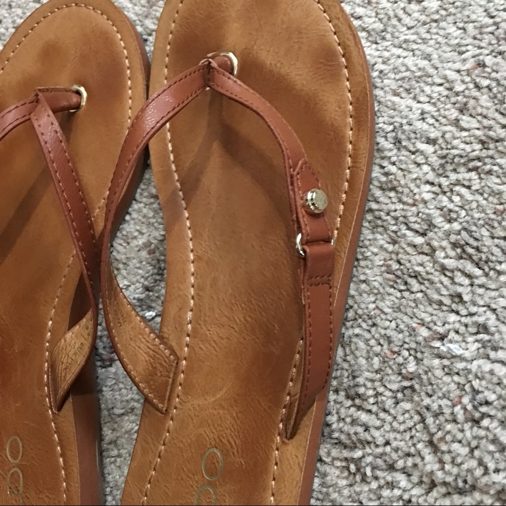 Sandals - Picture 3 of 4