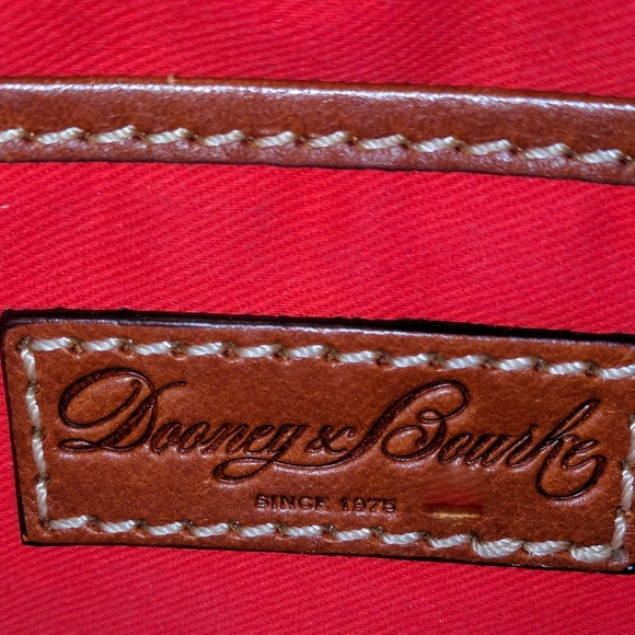 😘SOLD😍Dooney & Bourke Pebble Grain Satchel - Picture 5 of 8