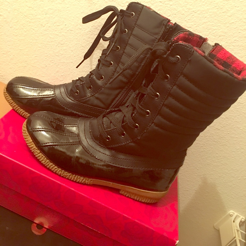 Rain boots