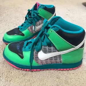 Nike women's Hightops