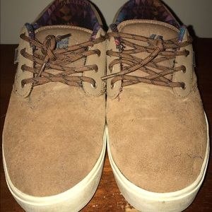 ETNIES Skate Shoes BRAND NEW