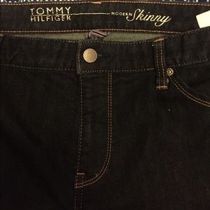 TOMMY HILFIGER SKINNY JEANS