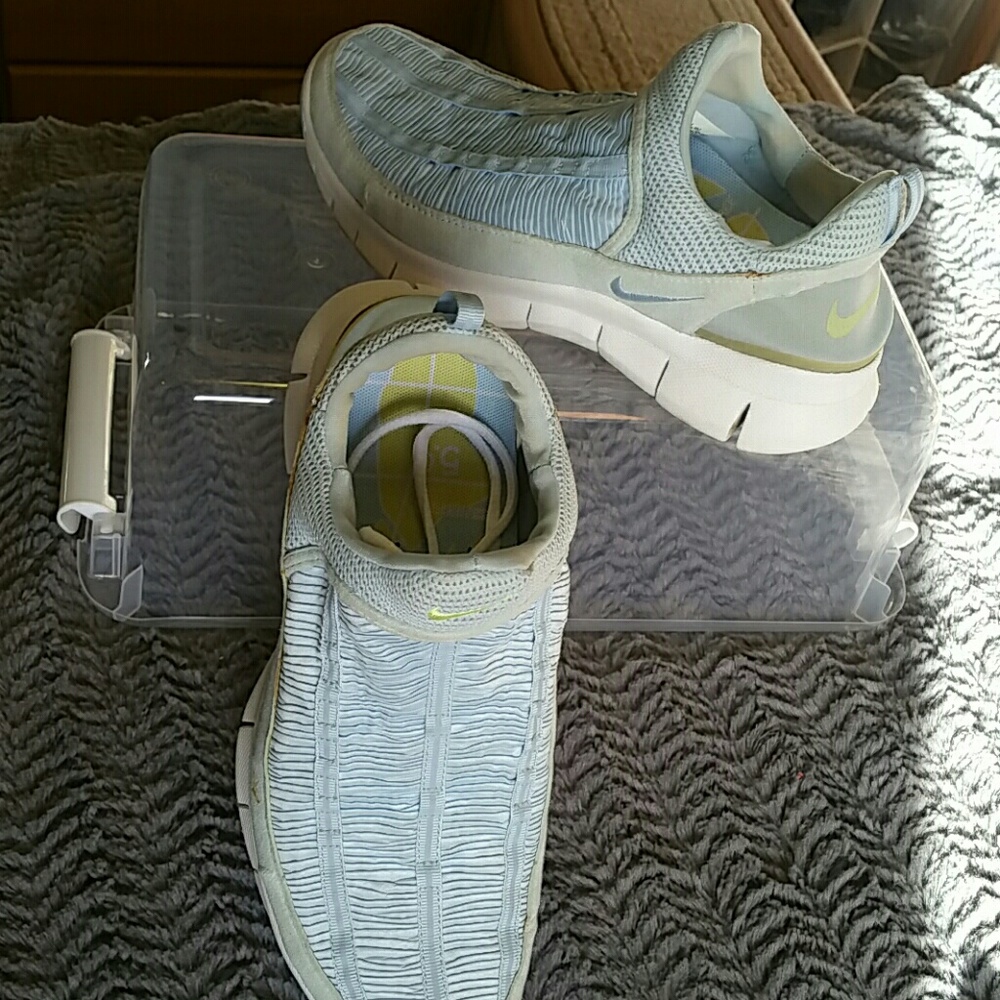 Nike cute shoes
