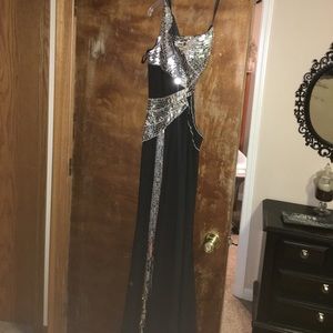 Sherri hill dress
