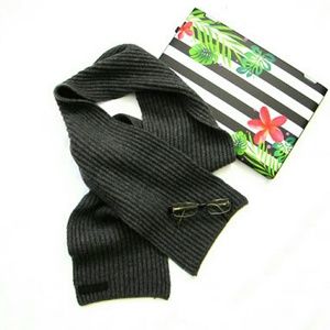 Banana Republic Gray Knit Scarf