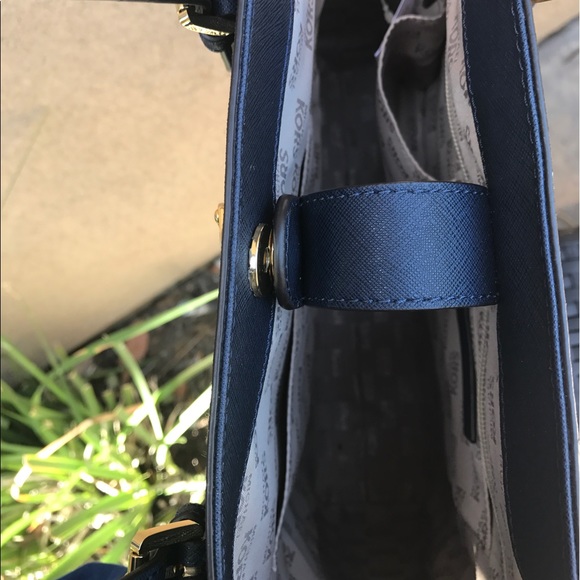 Michael Kors Leather Navy Purse/Tote - Picture 3 of 4