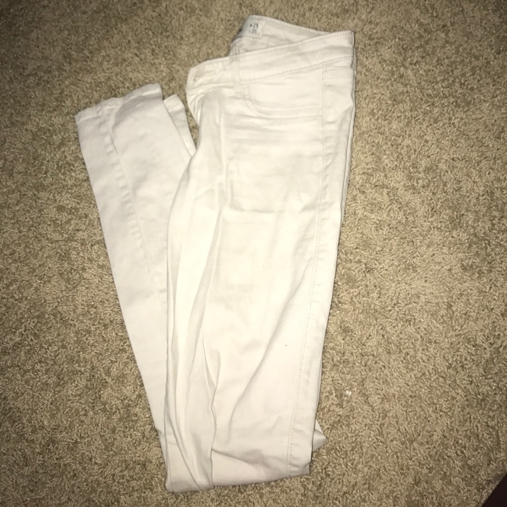 Light cream/beige soft skinny jeans from hollister