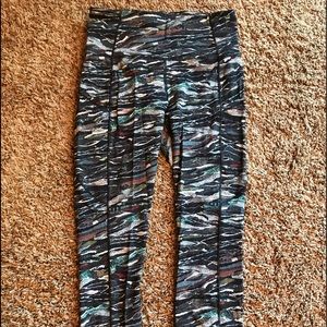 SPECIAL EDITION LULULEMON TIGHTS