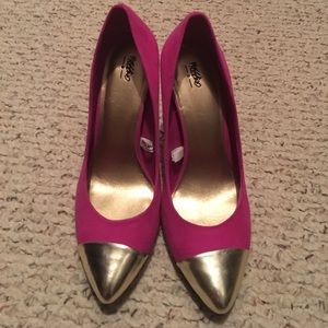 Hot pink heels with gold tip toes