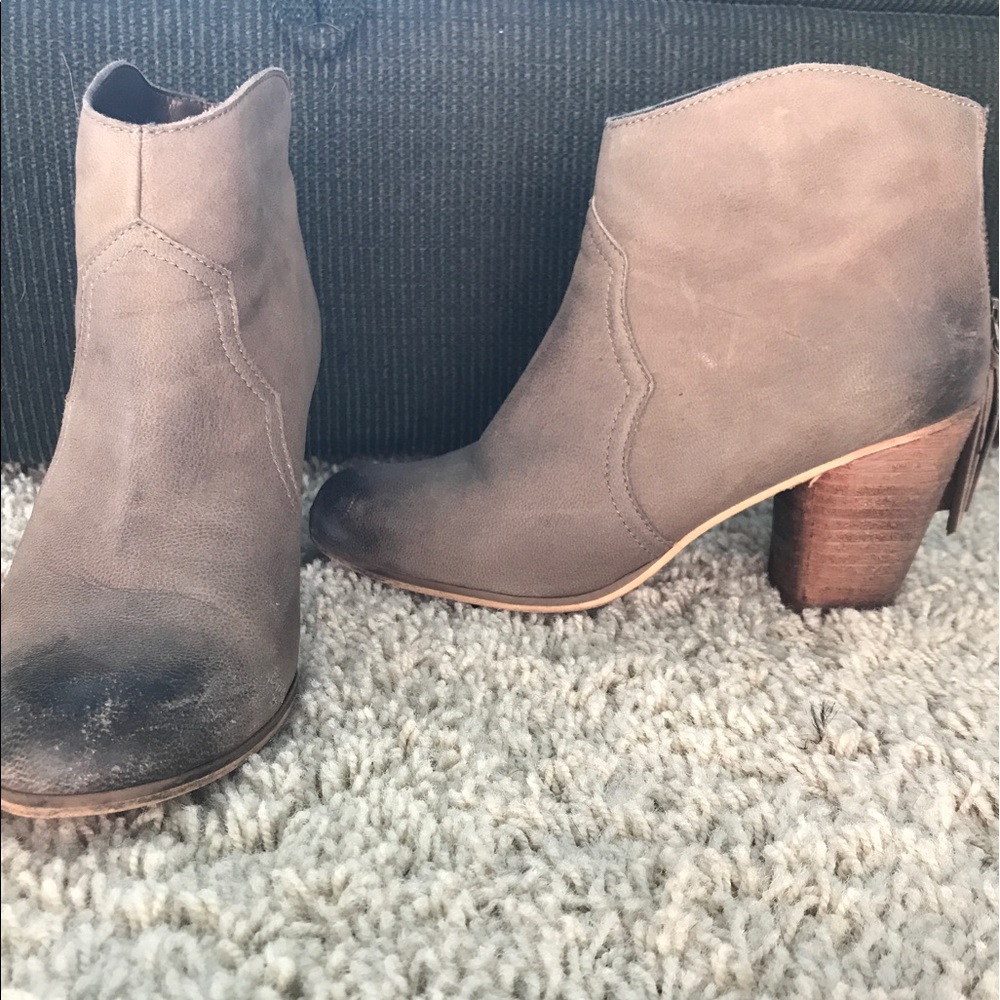 B.P. Signature booties