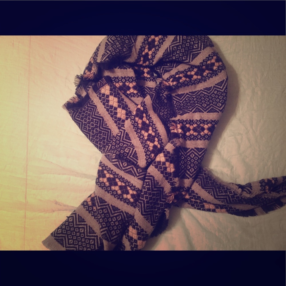 Chunky blanket scarf