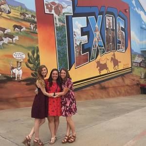 Meet your Posher, Mikayla