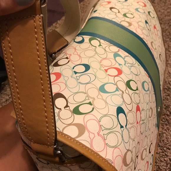 Coach Messenger Shoulder Strap Bag. Multi color - Picture 5 of 6