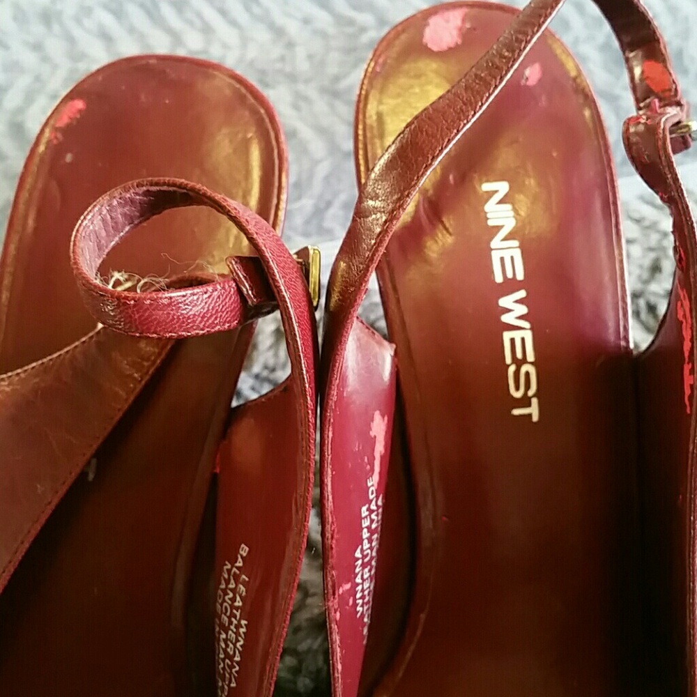Heels - Picture 3 of 3