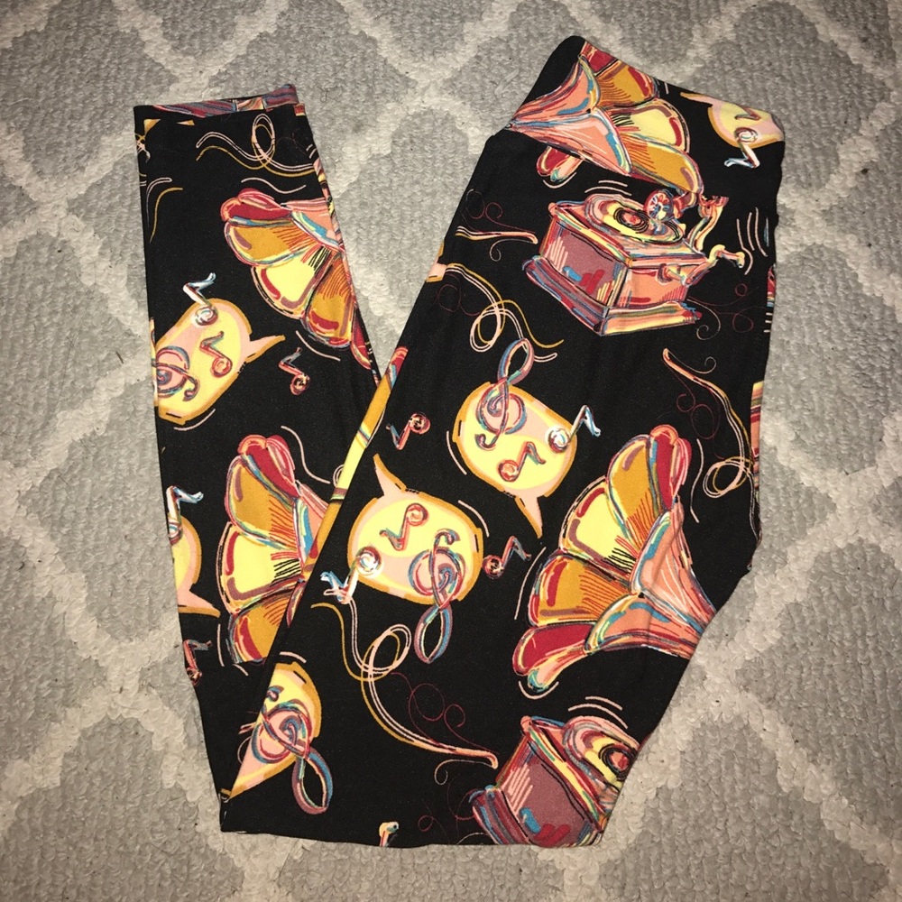 Lularoe Unicorn OS leggings!