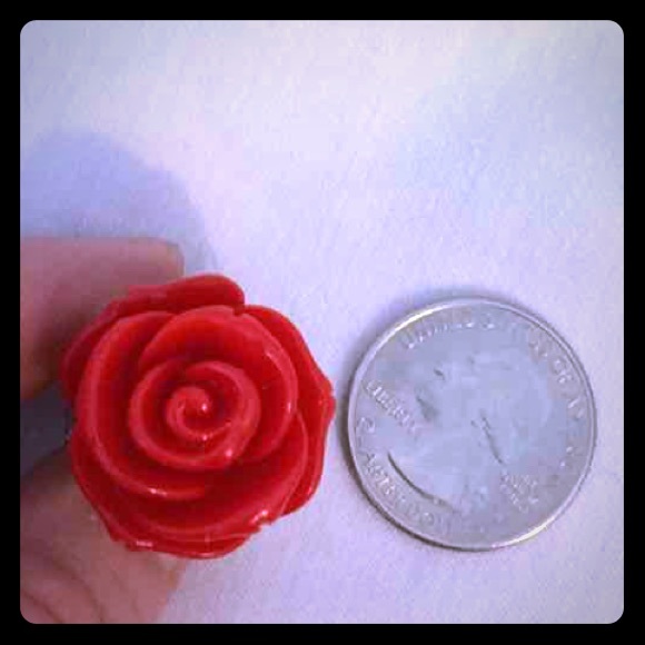 Handmade Rose Ring. Adjustable! Vintage Inspired - Picture 3 of 3