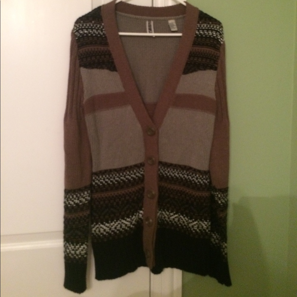 Buckle Cardigan