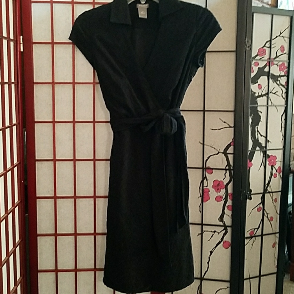 LAST CHANCE! Ann Taylor Faux Wrap Shirtdress