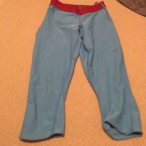 Nike cropped leggings