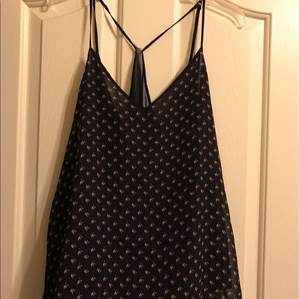 Flowly tank top