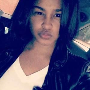 Meet your Posher, Leslie