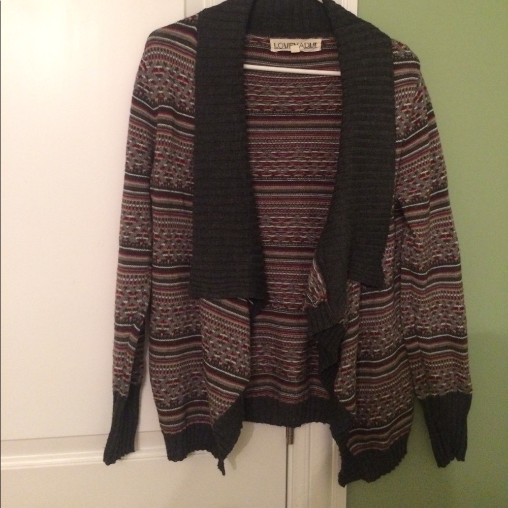 Gray pattern cardigan