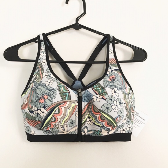 Victoria's Secret Other - NWT Victoria's Secret Knockout Sports Bra 34DD