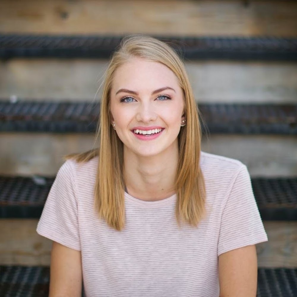 Meet your Posher, Holli