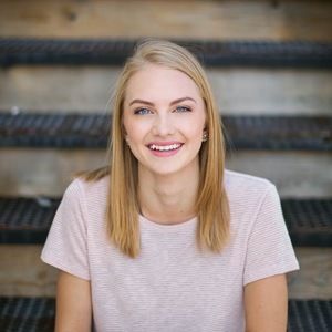 Meet your Posher, Holli