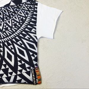 Black and White Printed Crop Top