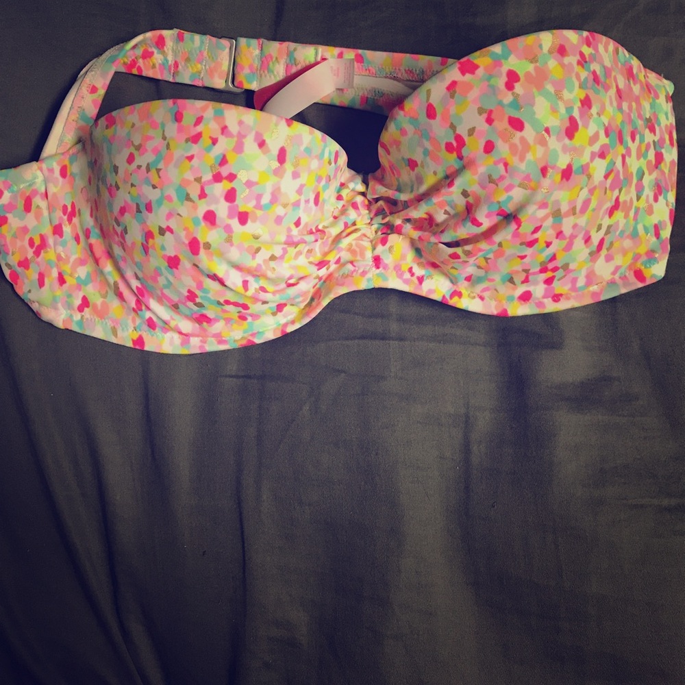 Bandeau bikini top