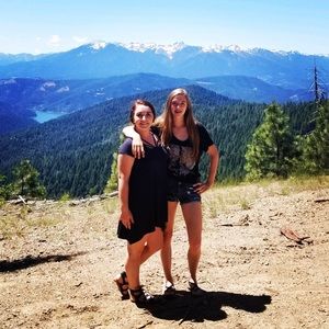 Meet your Posher, Bailey