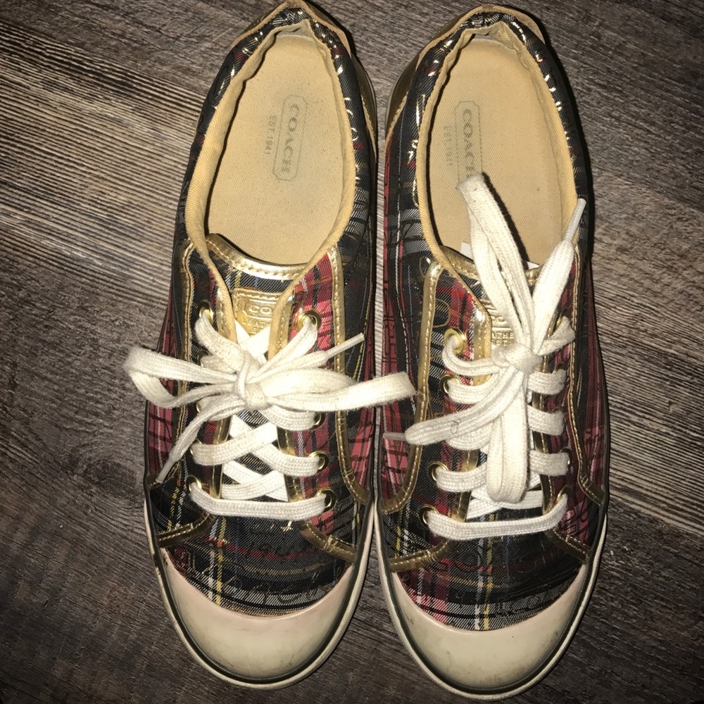 Authentic coach shoes ☀️7/4 Sale☀️