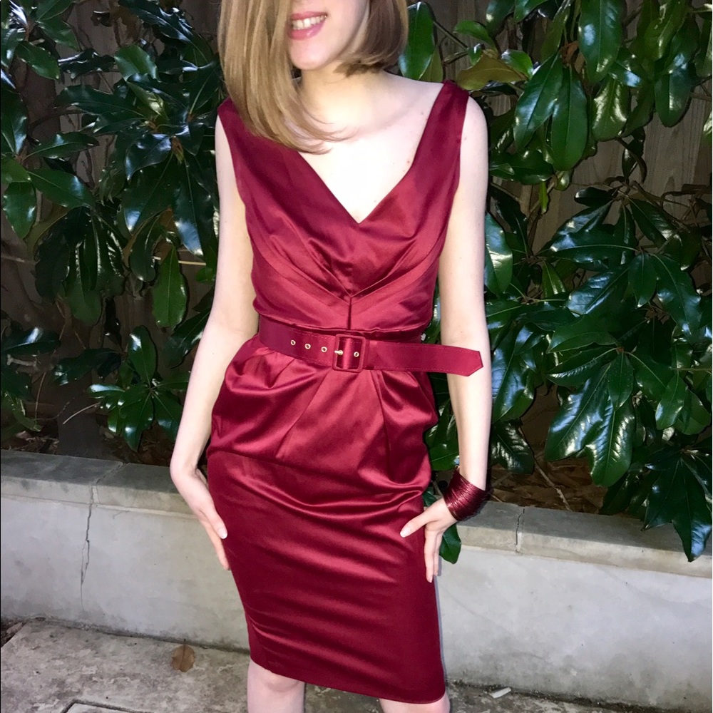 ASOS  NWT  Burgundy Dress  Belt Included  Size 4
