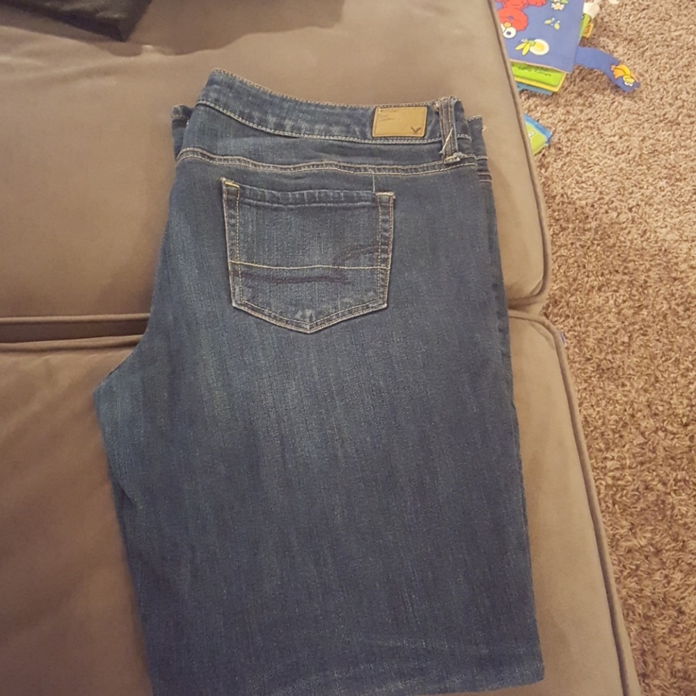 American eagle boyfriend jeans