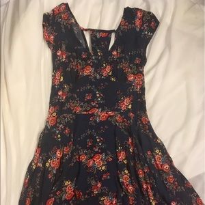 ABERCROMBIE+FITCH // Floral Cutout Dress