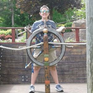 Meet your Posher, Elizabeth