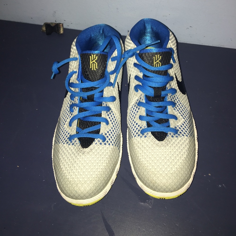 Kyrie ones