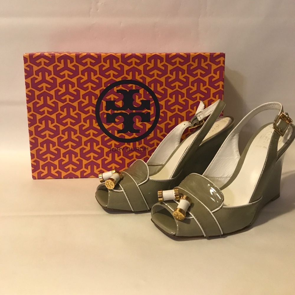 Tory Butch grey shoes