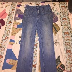 Refugee High Waisted Jeans
