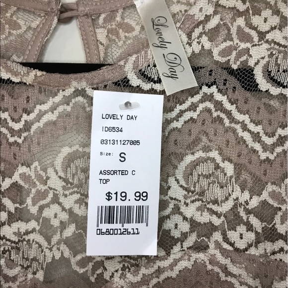 Dress - Picture 5 of 5