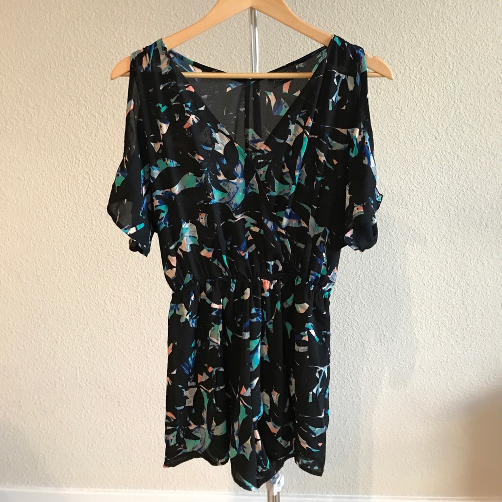 ASTR Romper - Off the shoulder