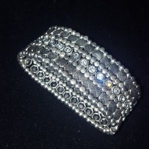 Premier Designs Snuggles Bracelet